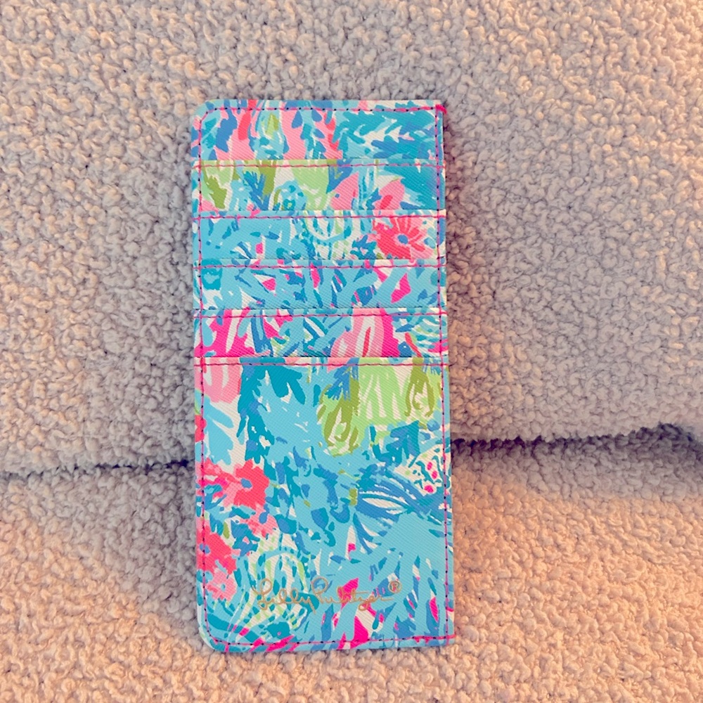 EUC Lilly Pulitzer 5 slot, slim card case